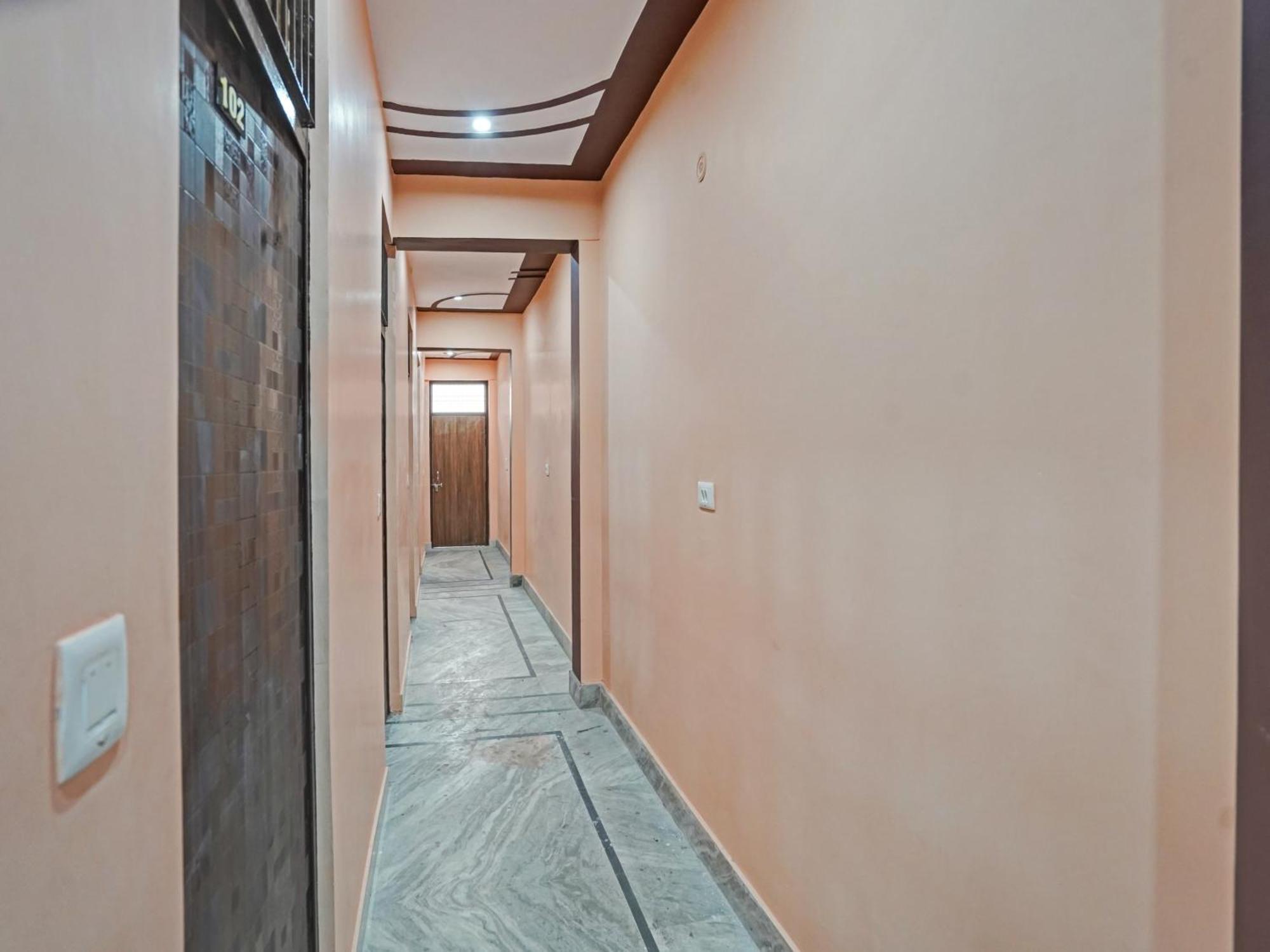 Hotel O Oreo Grand Meerut Exterior photo